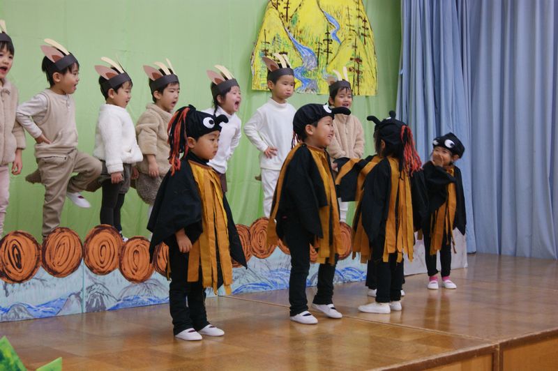 ブレーメンの音楽隊 泥棒 動物 帽子 衣装 子供 発表会 劇 幼稚園